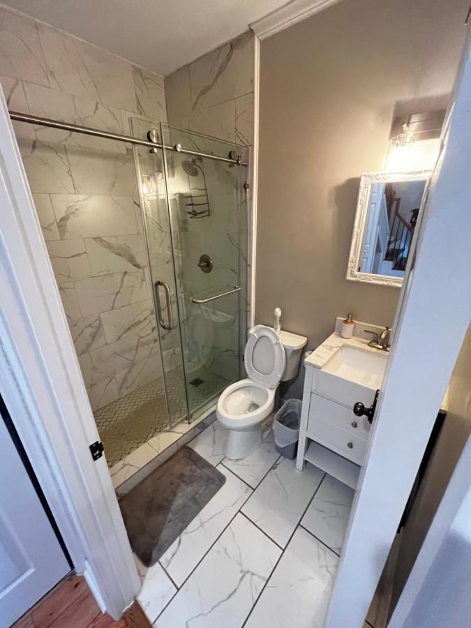 Atlanta Unit 2 Room 3 - Atlanta Bests Kept Secret Private Bedroom & Bathroom Exterior foto